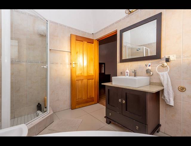 3 BEDROOM DUPLEX FOR SALE IN SUIDEROORD